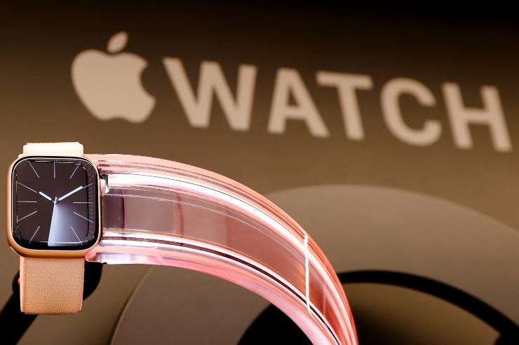 come spegnere apple watch