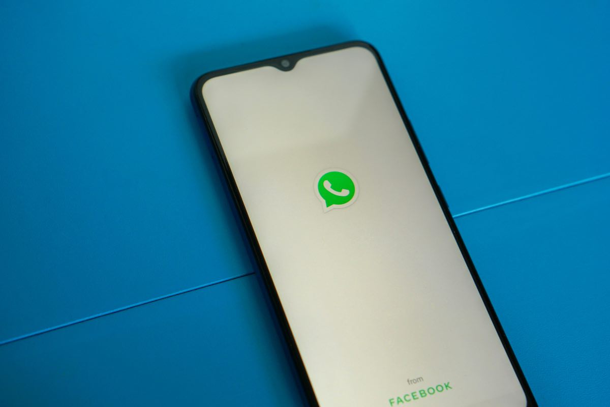 Nuova barra di chiamata su WhatsApp