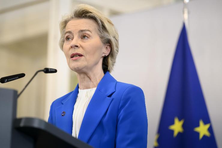 Ursula Von der Leyen parla