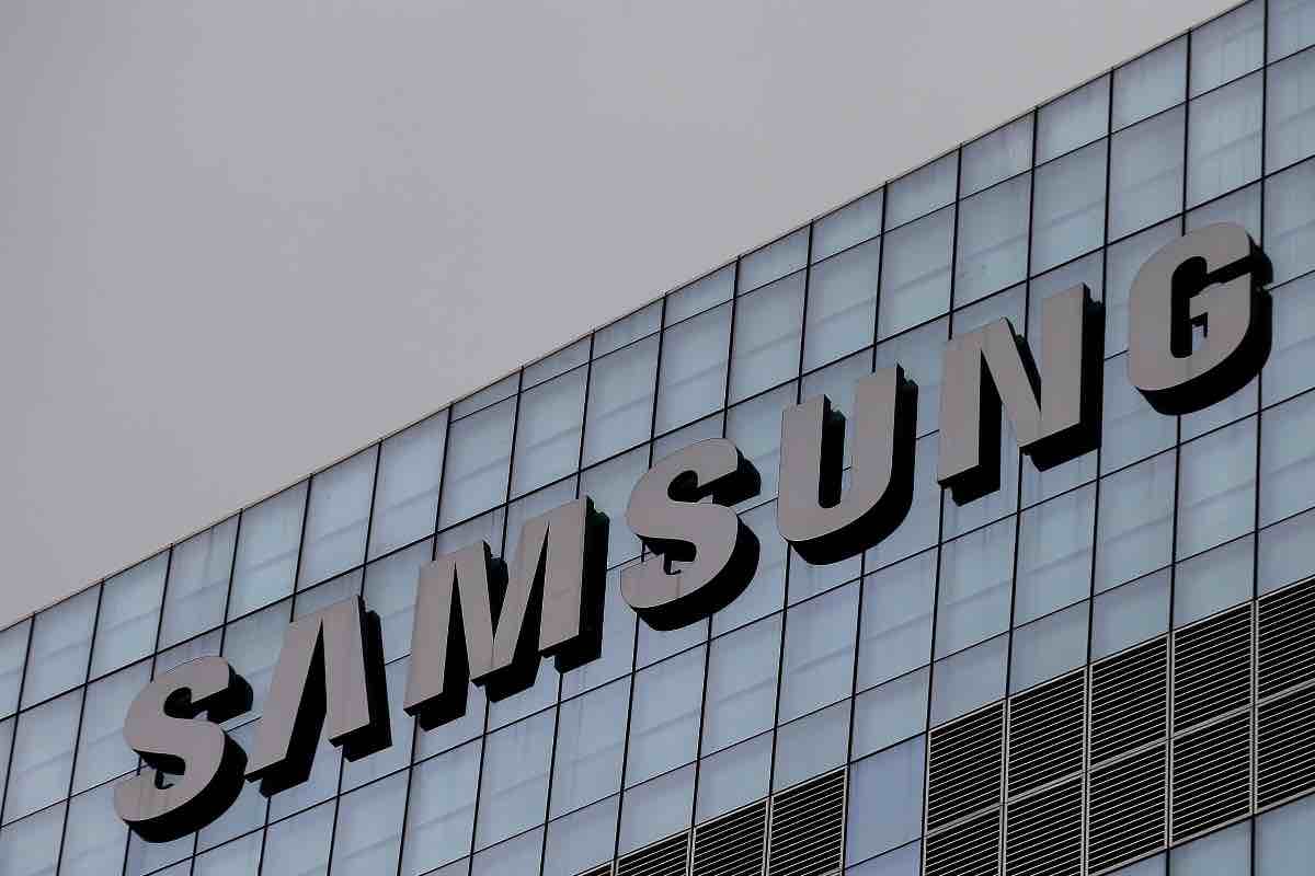 Samsung colpo di scena